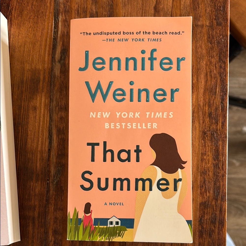 That Summer by Jennifer Weiner Paperback